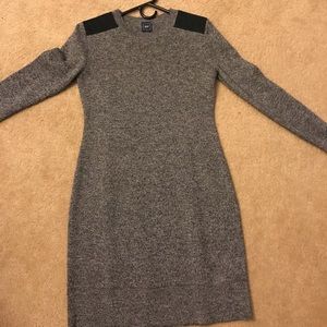 Gap sweater dress size small